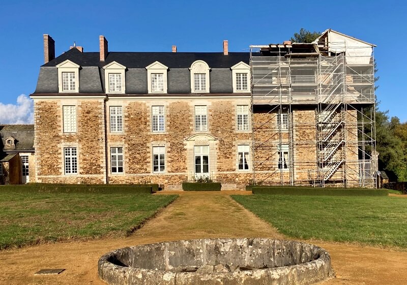 renovation volet angers, peinture pour volet en vois, artisan rénovation volet bois, peinture volets exterieurs